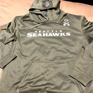 Seahawks “Salute to Soldiers” Pullover **NWOT**